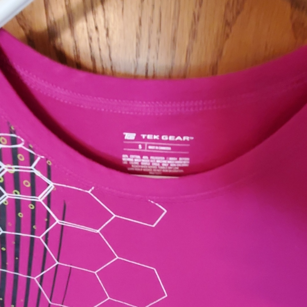 Tek Gear hot pink graphic workout tee size Small - Picture 2 of 8